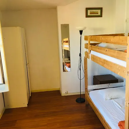 Inbraga Hostel *