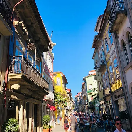 Hostel Inbraga Μπράγκα